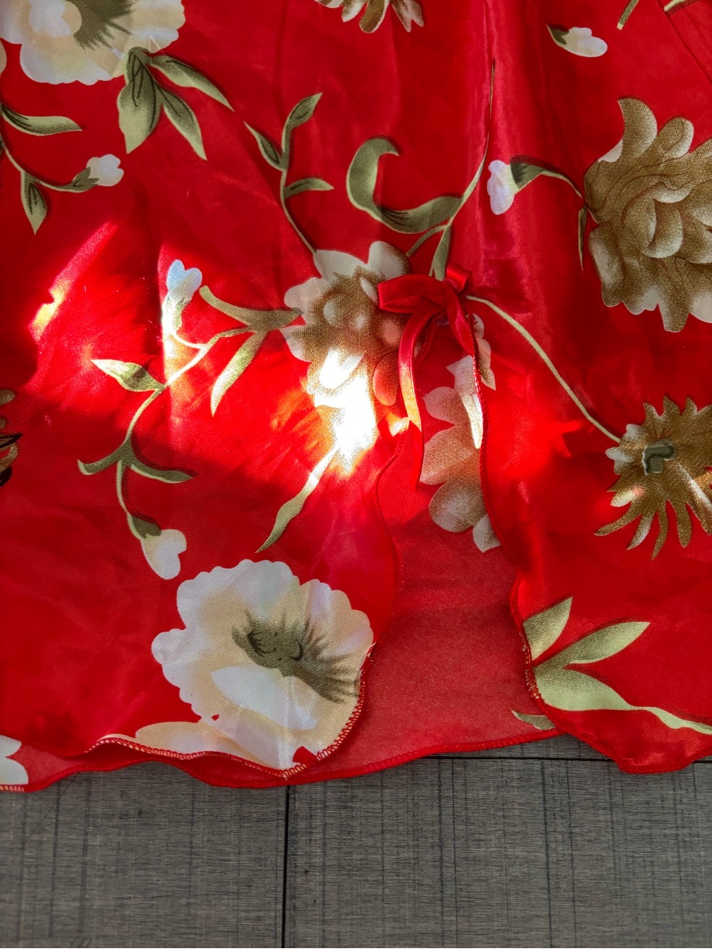 🎀FREE🎀WITH ANY PURCHASE🎀Red Floral Satin Slip Dress**Strap Needs Reinforcement** - Picture 4 of 4